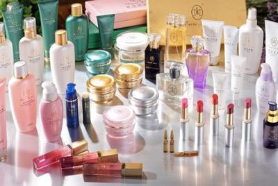 西安女孩如何憑借專業與真誠，成為化妝品銷售行業的佼佼者